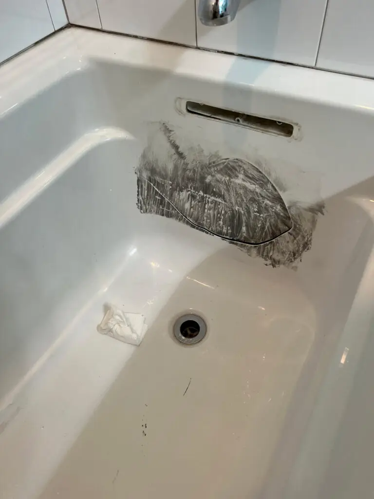 bathtub refinishing cost